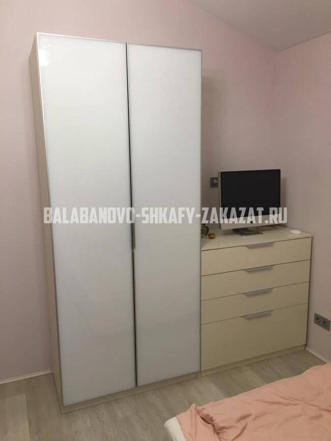 Распашные шкафы Балабаново