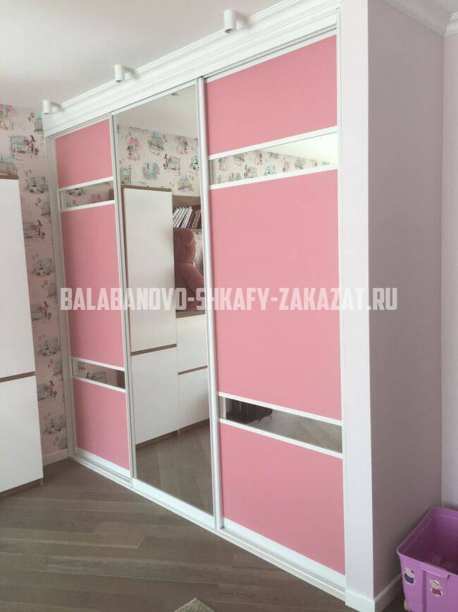 Шкафы в спальню Балабаново